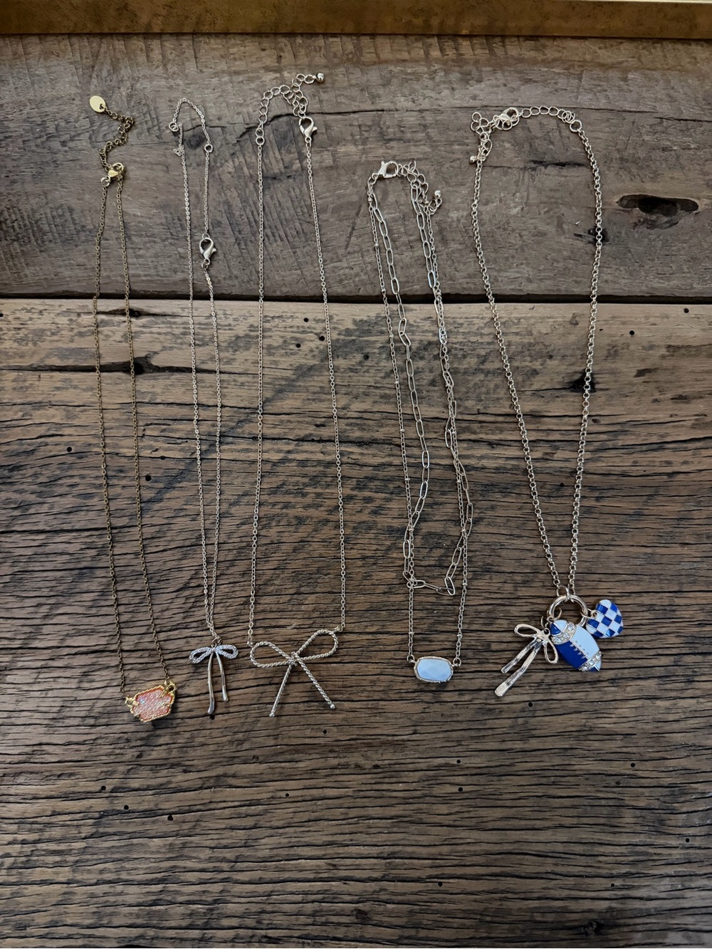 NWOT! Gold Necklaces (5)